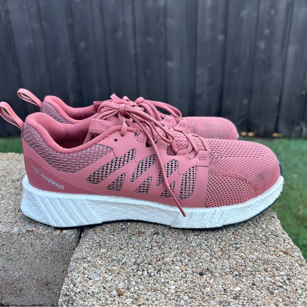 Reebok Women's Pink Athletic Shoes